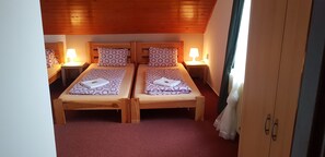 Standard Triple Room | Cribs/infant beds, rollaway beds, free WiFi, bed sheets