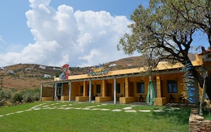 Esterni