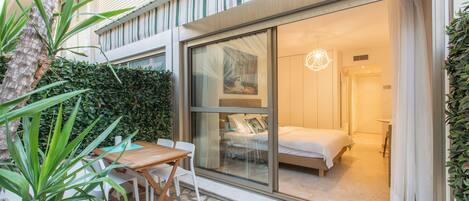 Bügeleisen/Bügelbrett, WLAN, Bettwäsche