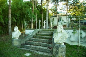 Garden - Villa Ananda Huo (Saint-Cloud)