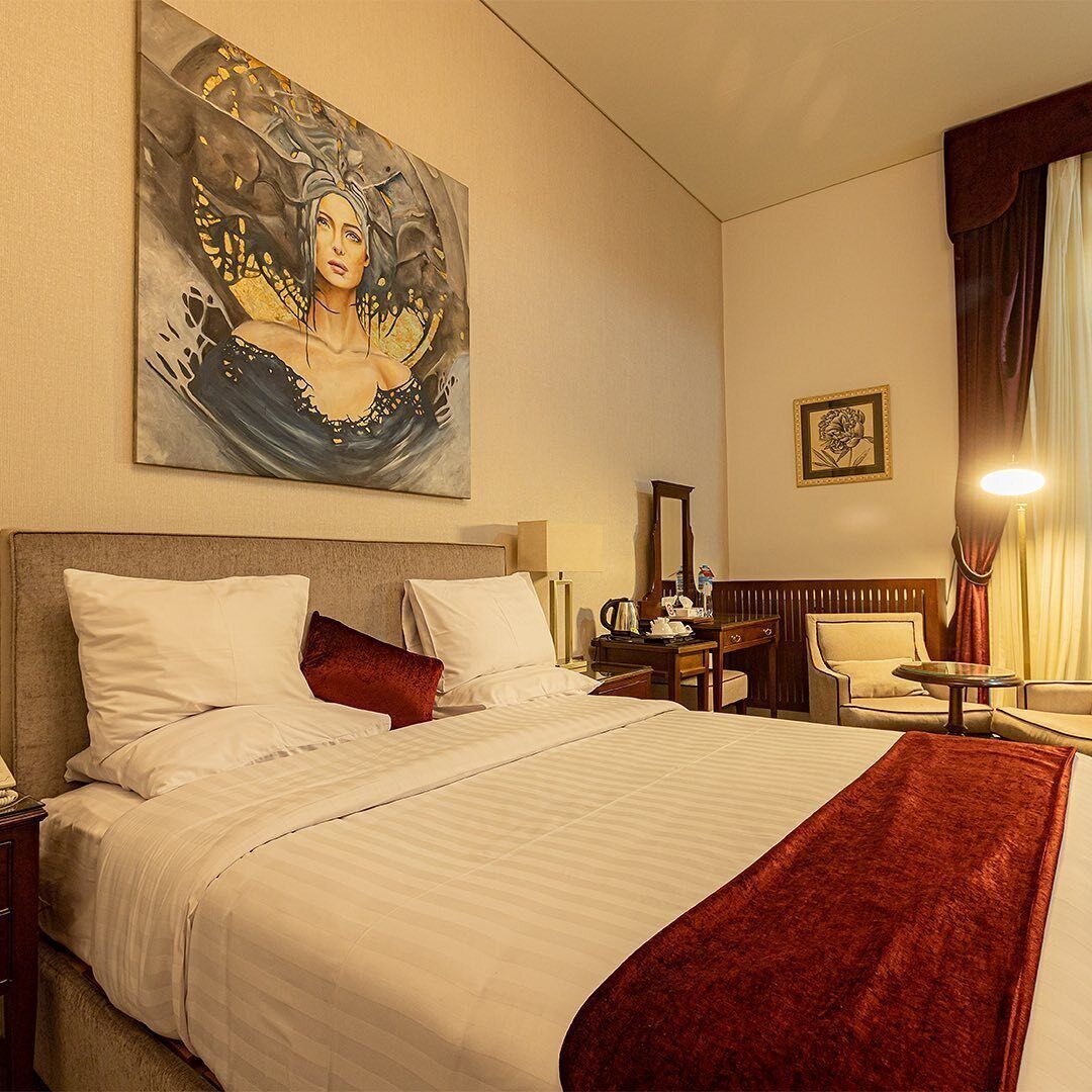 Premium bedding, minibar, in-room safe, blackout curtains