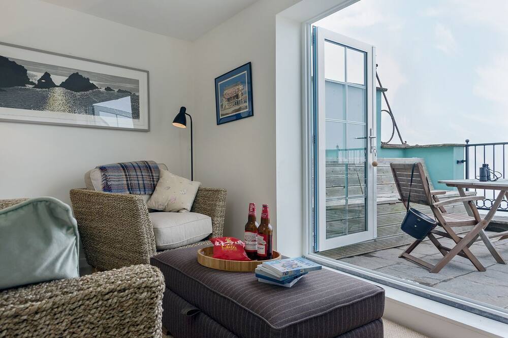 4 bedroom accommodation in Appledore, near Bideford
