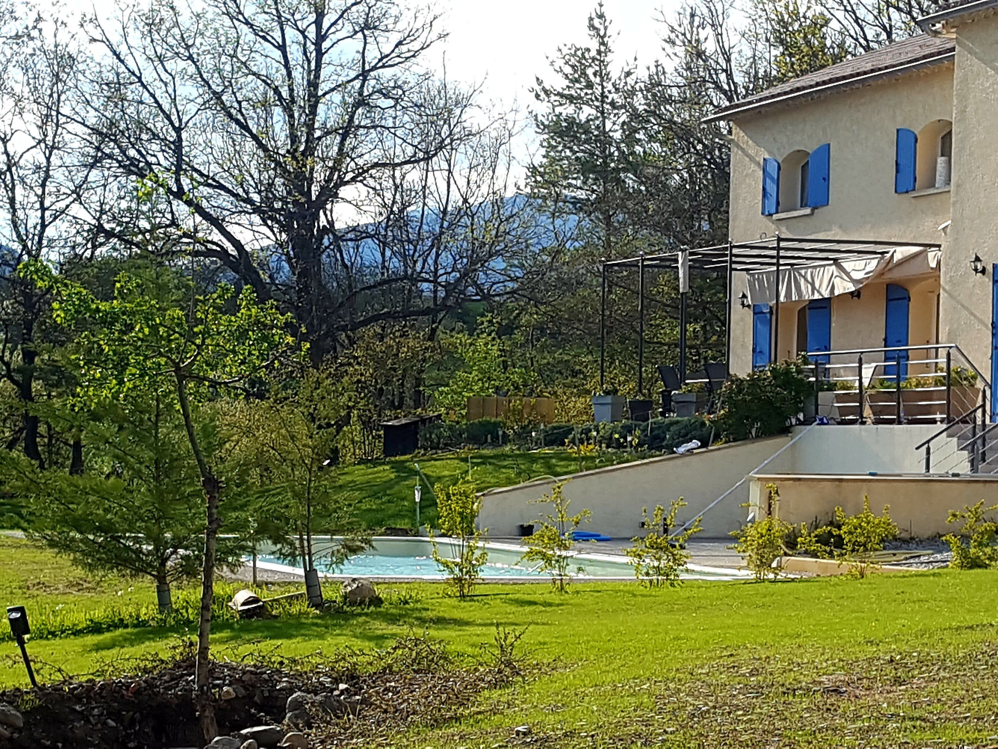 Piscine extérieure, piscine chauffée
