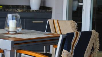 Luxury Suite, Mountain View | Terrace/patio