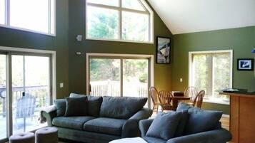 TV connectée, cheminée