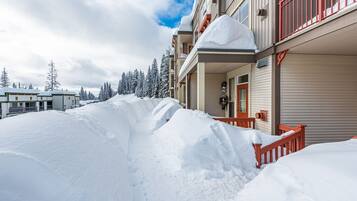 Enceinte de lâhĂ©bergement