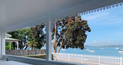 9 The Strand - Waterfront Russell - New Pricing!