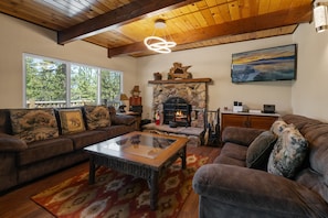 Smart TV, fireplace, DVD player, foosball