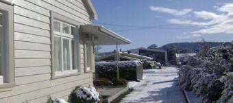 A cosy & warm holiday home 20 min. drive to Mt. Ruapehu & Turoa ski-field.