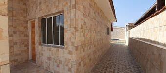 House with Pool in Jardim Real (Praia Grande)