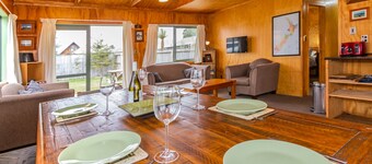Traverse Cabin. Cosy three bedroom holiday home