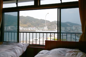 Unclassified image, 3 of 53, button - Okuiryokan (Goto)