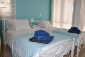 3 bedrooms, in-room safe, iron/ironing board, travel crib