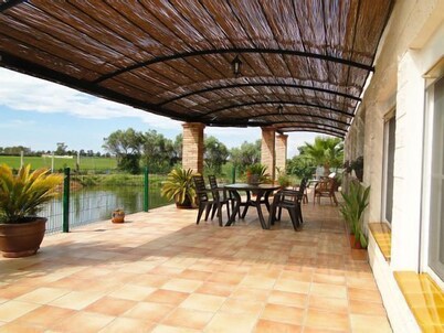 Self catering Paradise Ebro for 9 people