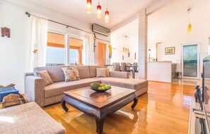 TV - 1 bedroom nice apartment in Makarska (Makarska)