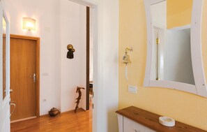 Interior - 1 bedroom nice apartment in Makarska (Makarska)