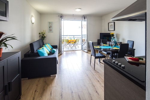 Charmante Wohnung für 4 Personen - 1. Meereslinie - Schwimmbad - Whirlpool - Parkplatz