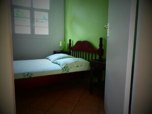 2 quartos, ferros/tábuas de passar roupa, Wi-Fi de cortesia