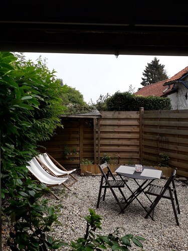 Au Passé Recomposer bed and breakfast, gite, furnished rental