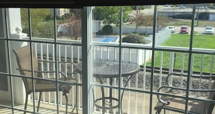 3BR Condo Close To The Beach! In/OutDoor Pools