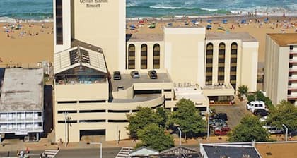 Juhli 4. heinäkuuta heinäkuussa Ocean Sandsissä, Virginia Beach, Virginia