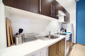 Private kitchen - Blue Happy Apartament / King size Bed (Sródmiescie)