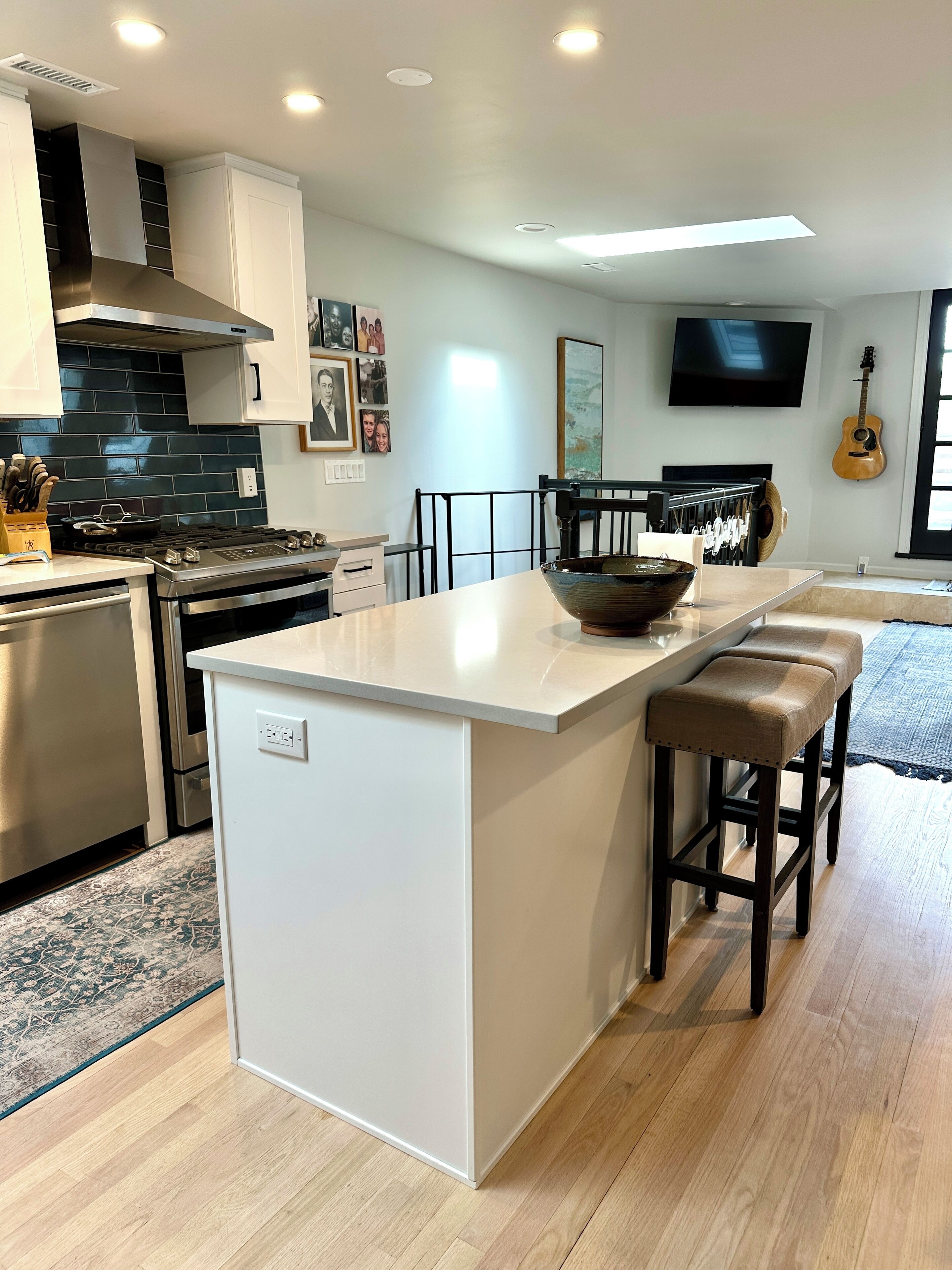 雪櫃、微波爐、焗爐、爐具