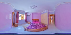 2 bedrooms, iron/ironing board, travel crib, WiFi - A change of scenery guaranteed: TV apartment, WIFI, Car park (Marrakech)