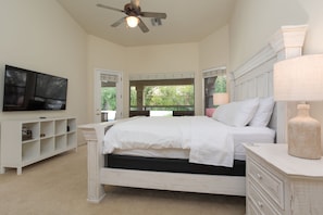 4 bedrooms, in-room safe, desk, iron/ironing board - Pristine Rancho Vistoso Estate with a Private Pool (Oro Valley)