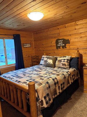 3 habitaciones, escritorio, tabla de planchar con plancha y wifi gratis 