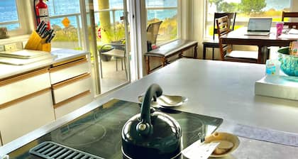 Spectacular Water-front Views @ Spacious House & Iconic Oregon Coast Location