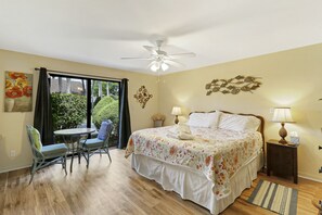 2 bedrooms, iron/ironing board, WiFi, bed sheets - Beach Lover's Retreat End Unit Villa House w Pet-Private Beach  (Hilton Head Island)