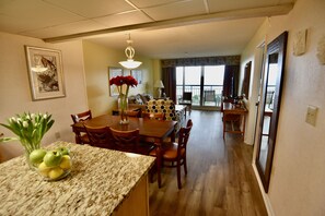 Interior - Beach front luxury Litchfield Condo oceanfront in Bridgewater (Pawleys Island)