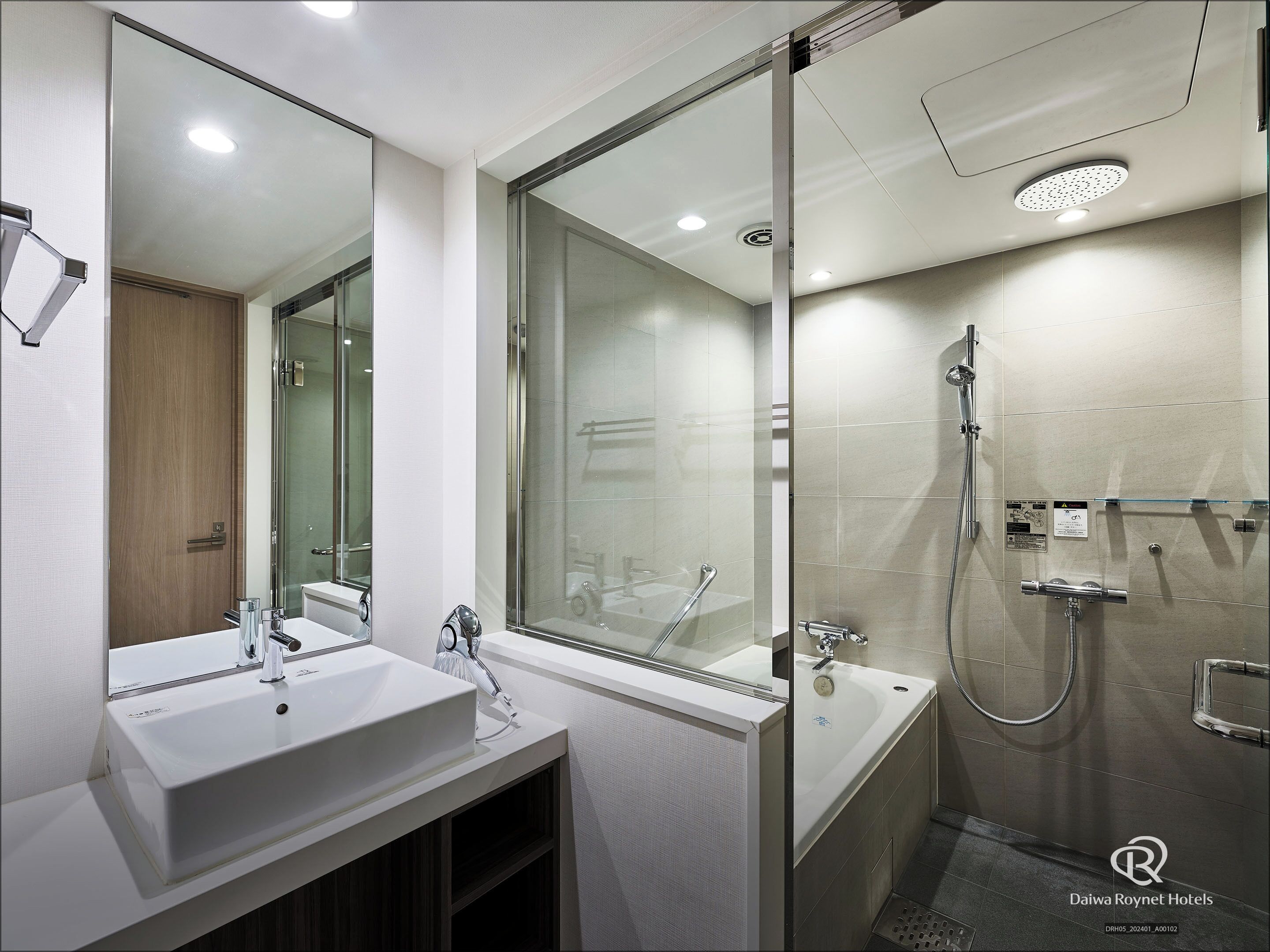 separate bathtub and shower, deep-soaking bathtub, free toiletries