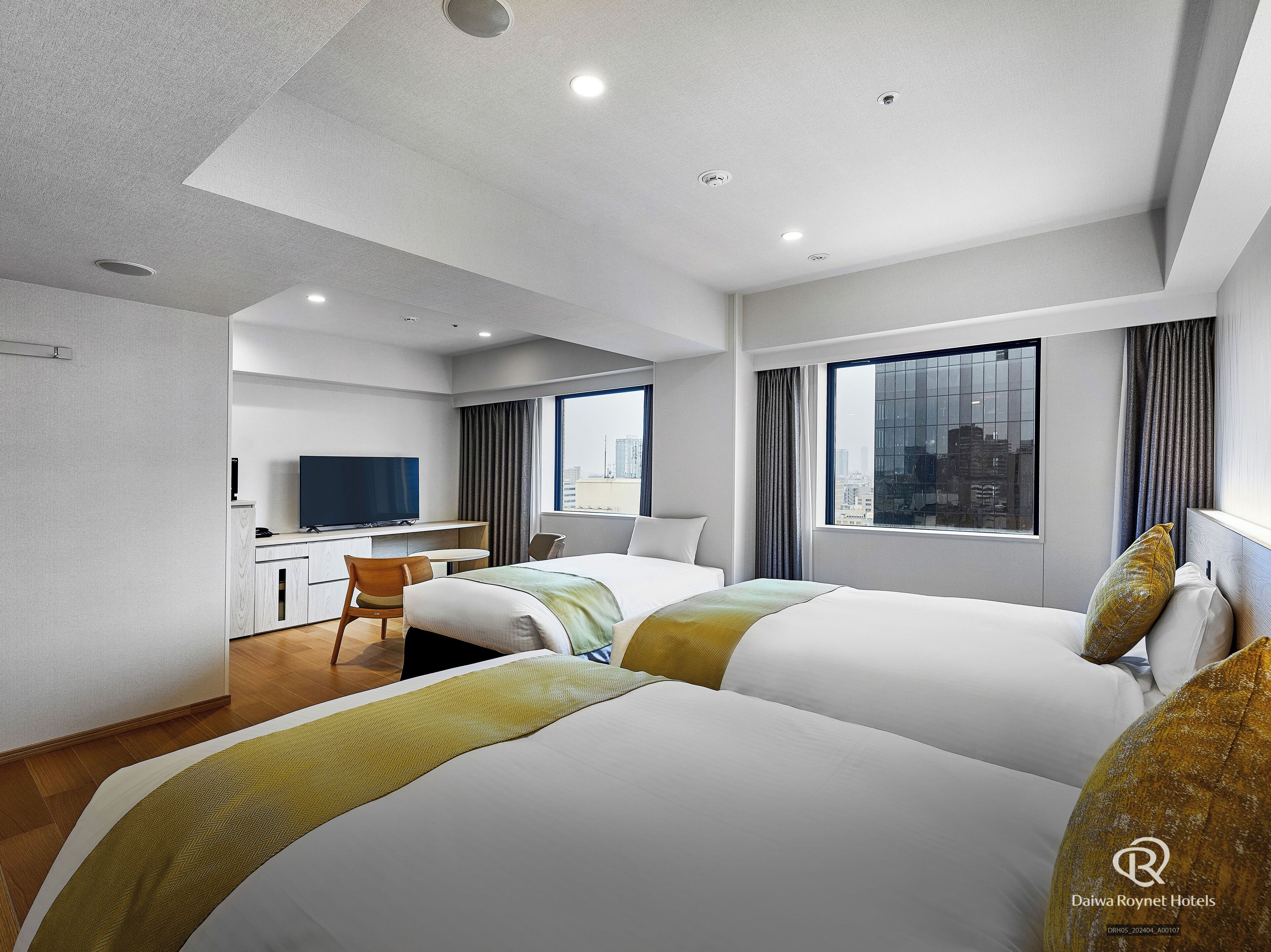 wood flooring twin, 3 people, non smoking | 1 bedroom, in-room safe, blackout curtains, iron/ironing board