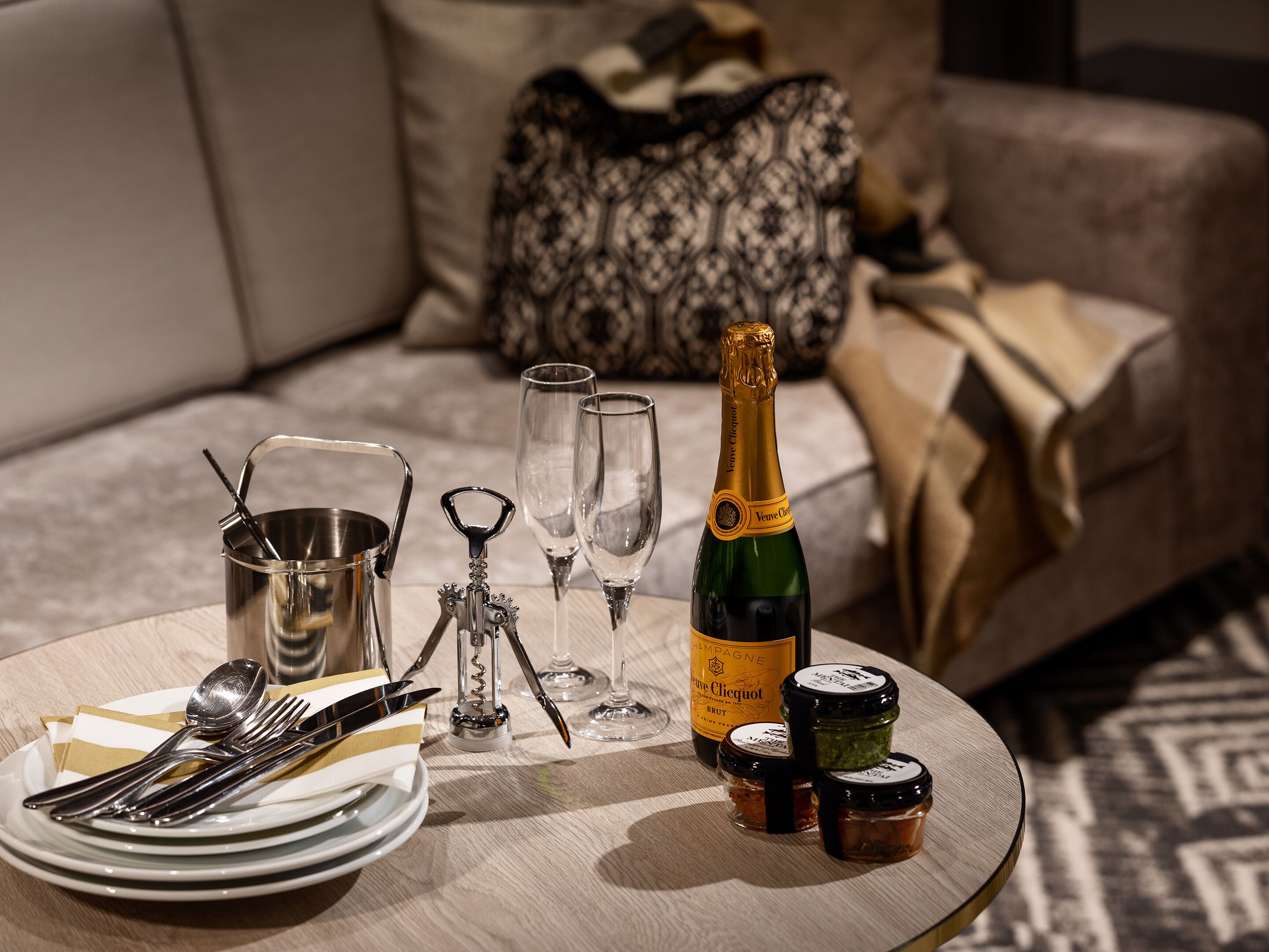 in-room safe, desk, iron/ironing board, free wifi