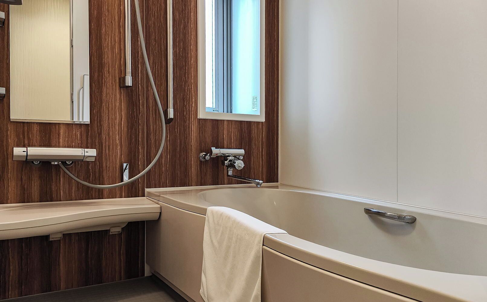Baignoire relaxante profonde