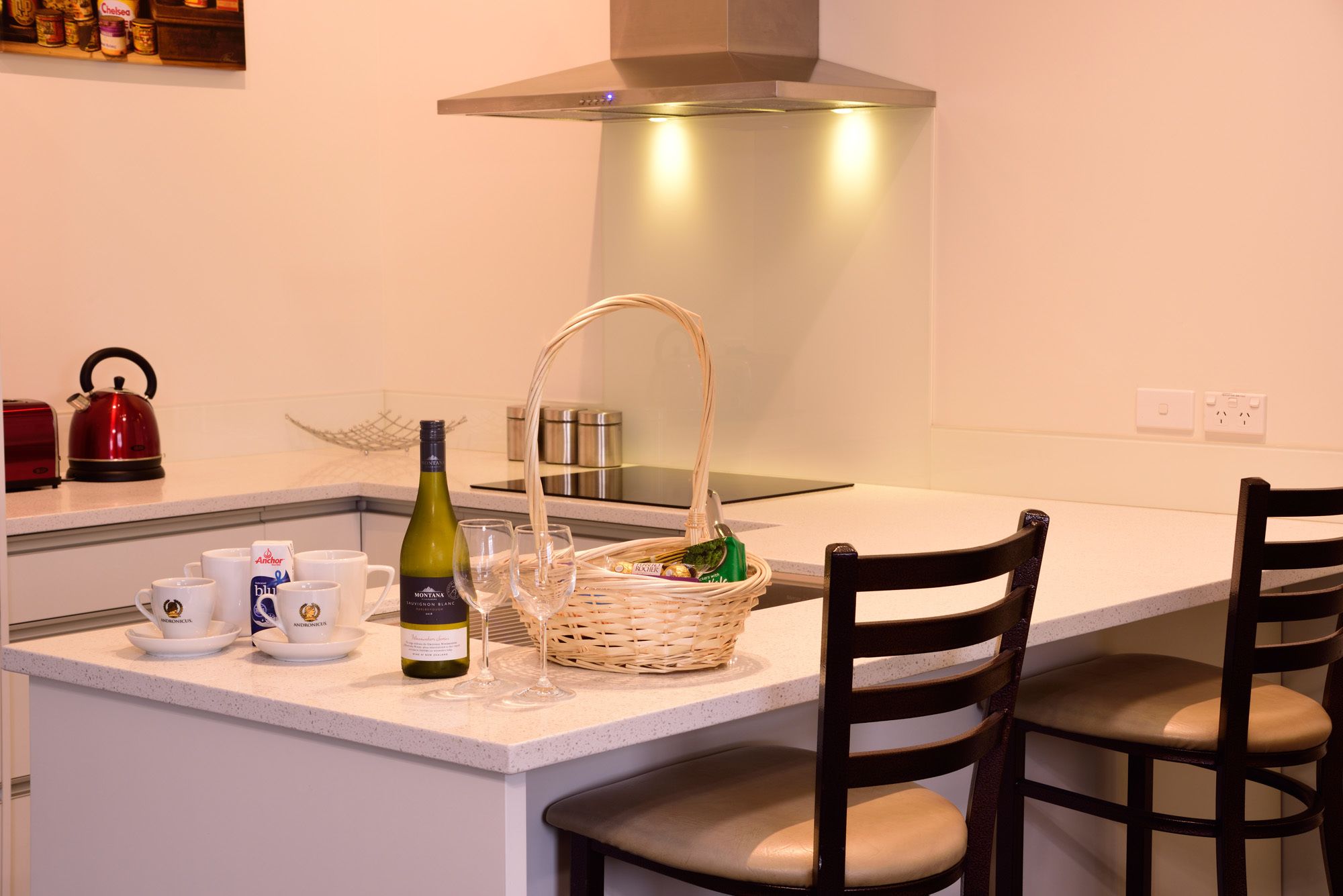 Modern 2 Bedroom Apartment | Private kitchen | Fridge, microwave, electric kettle