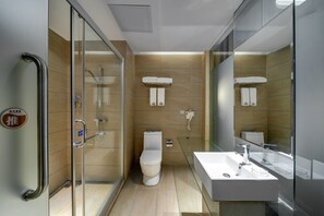 Buồng tắm vòi sen, đồ dùng nhà tắm miễn phí, máy sấy tóc 