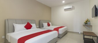 โรงแรมอาโกร