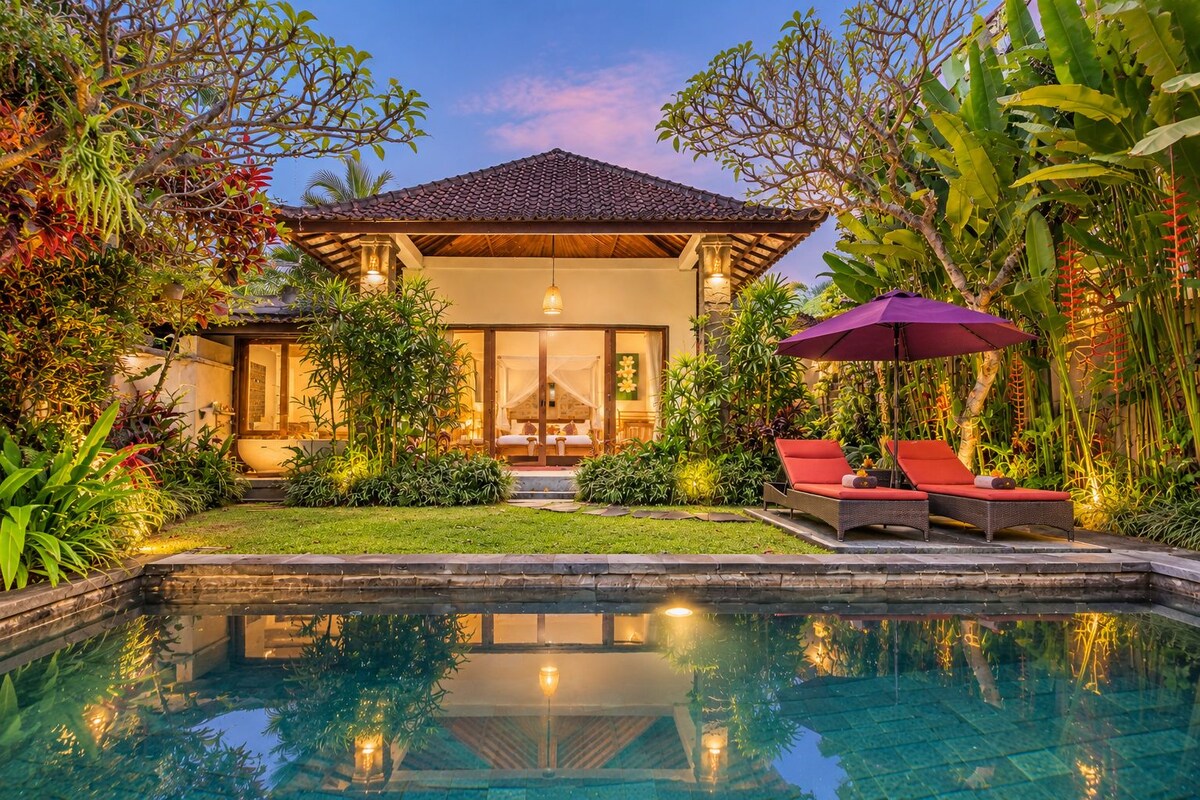 Private pool