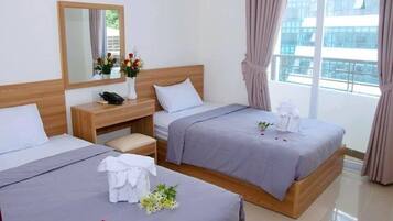 Minibar, desk, free WiFi, bed sheets