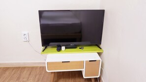 Double Room | Free WiFi, bed sheets - Gangneung ING Guesthouse - Hostel (Gangneung)