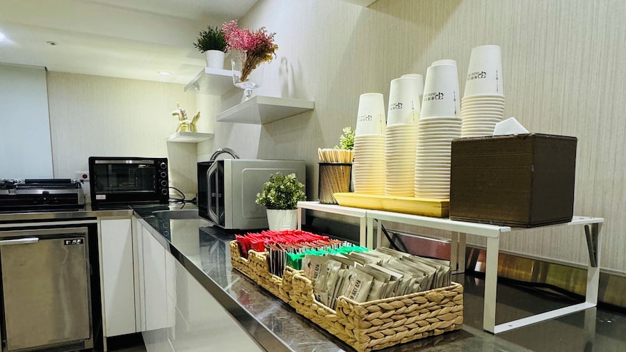 APause Inn