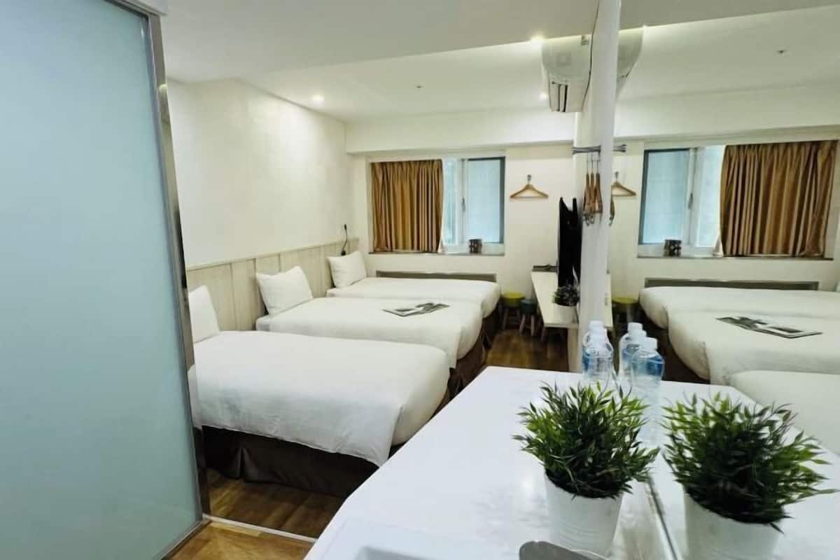 Couette en duvet d'oie, chambres insonorisées, draps fournis