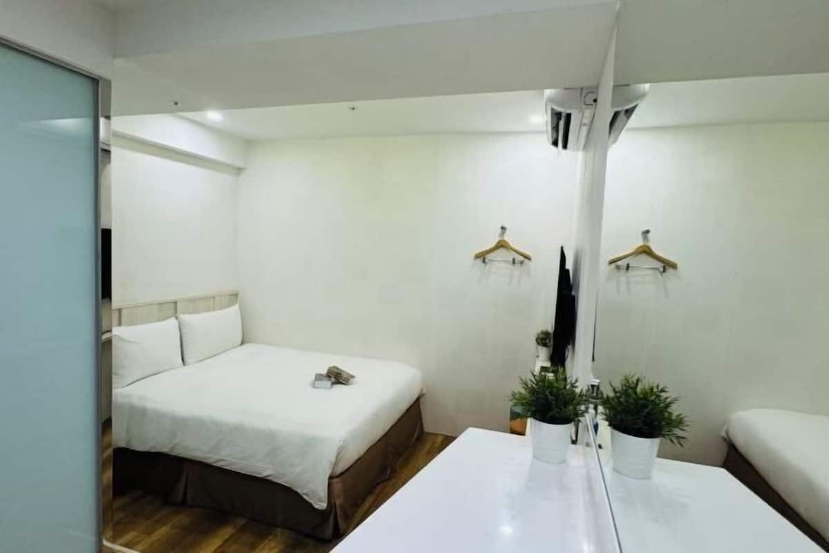Couette en duvet d'oie, chambres insonorisées, draps fournis