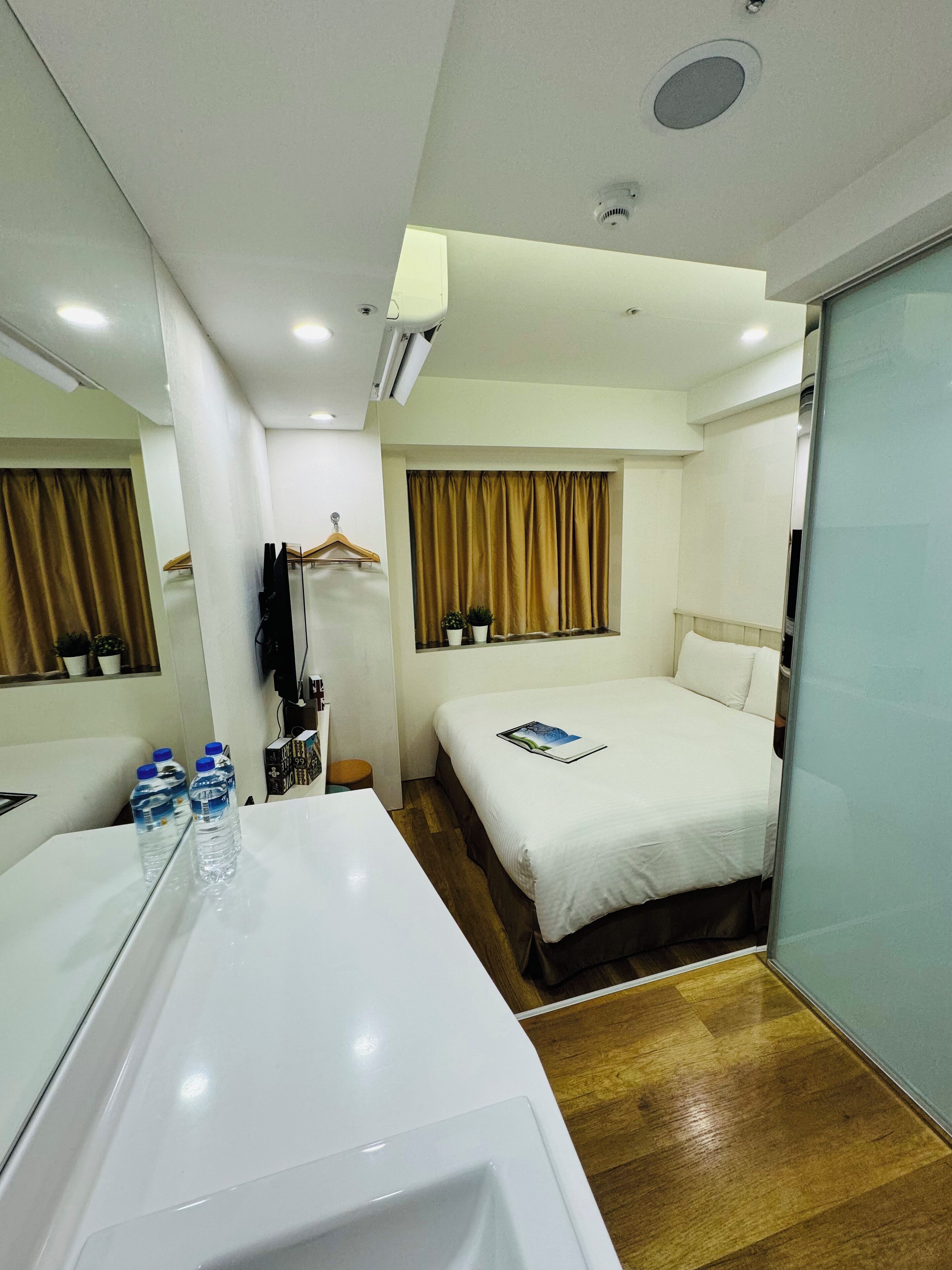 Photo - APause Inn