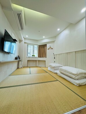 Cubrecamas, sistema de insonorización y ropa de cama 