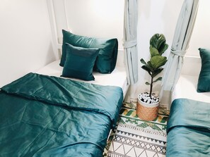 1 bedroom, iron/ironing board - Bong Gio Bui Vien Guesthouse (District 1)