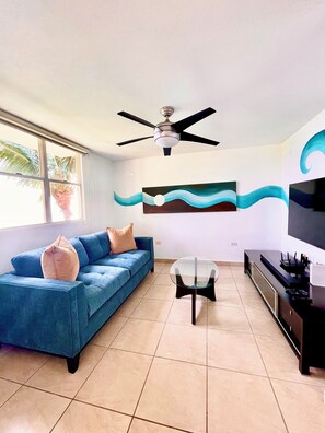 Téléviseur connecté, lecteur de DVD, chaîne audio